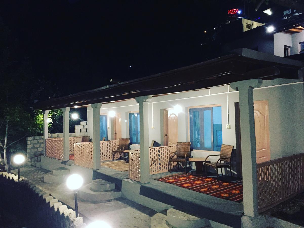 Baltit Heritage Inn Karimabad  Extérieur photo
